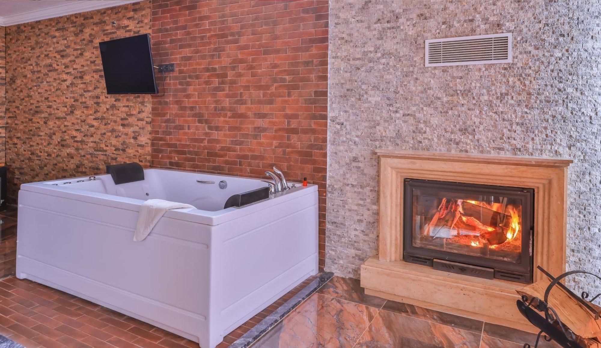 Hotel Teras Garden &