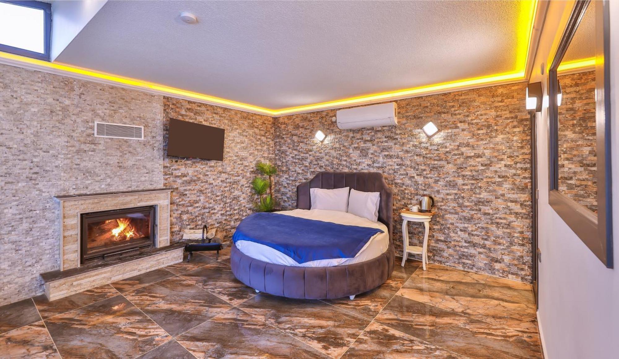 Hotel Teras Garden & *