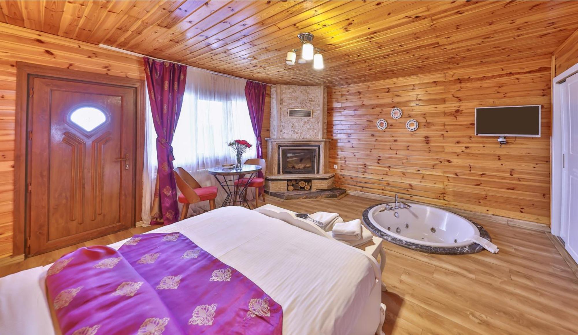 Teras Garden & Hotel